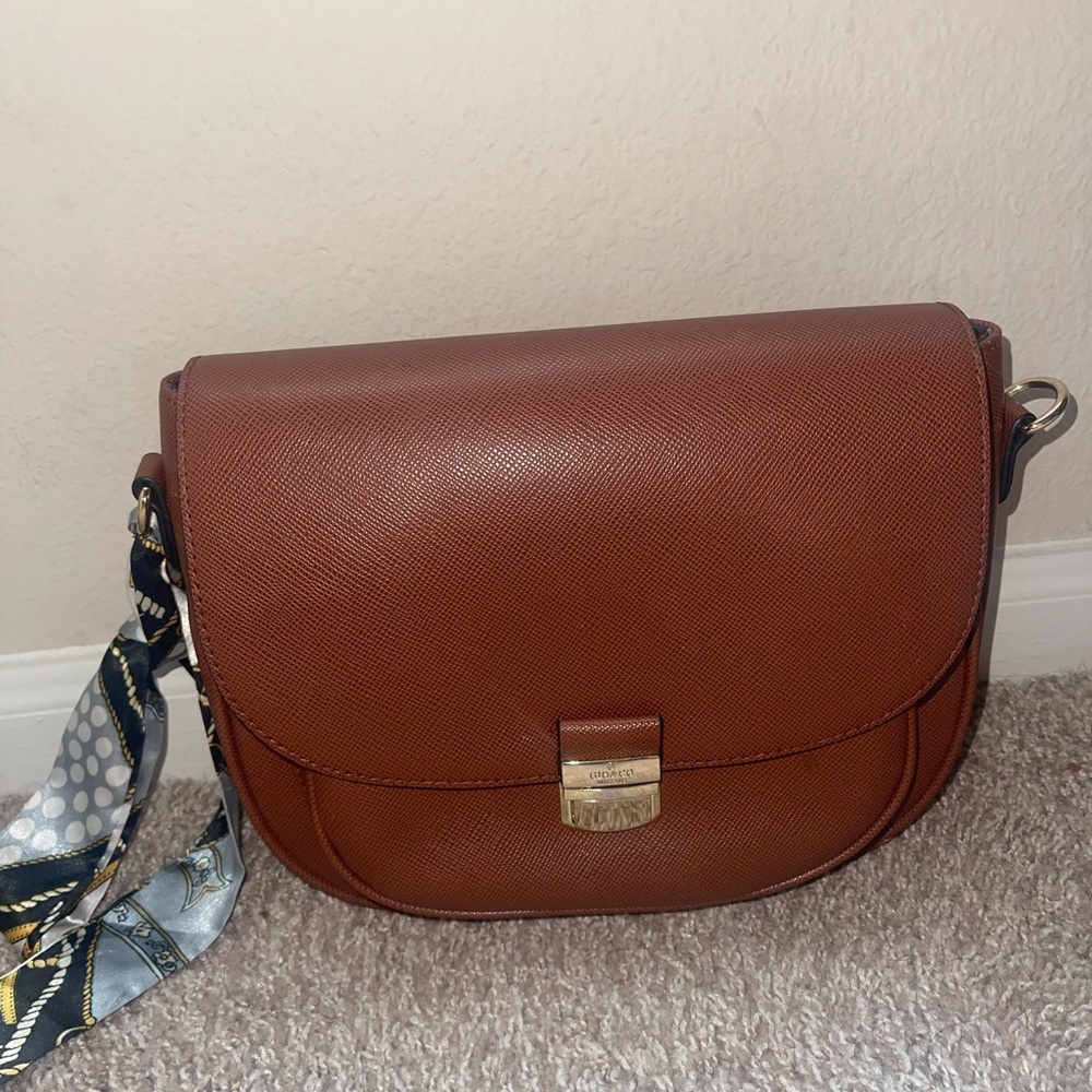 Brown purse